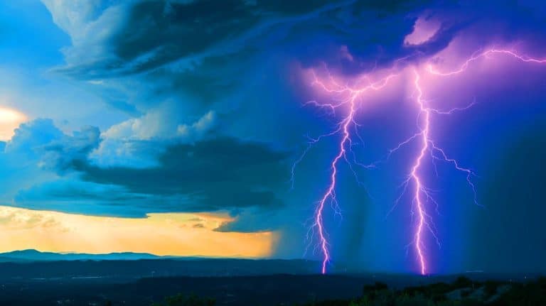 La foudre libère des rayons gamma : découvrez comment ces éclairs cachent un phénomène physique puissant et inattendu dans nos cieux tumultueux