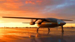 Illustration de l'avion à hydrogène Dragonfly de Blue Spirit Aero lors de sa présentation au Mans. Image réalisée par IA.