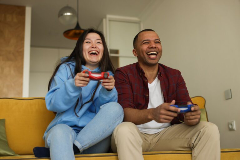 « Ce n&rsquo;est pas un simple jeu, c&rsquo;est ma thérapie » : l&rsquo;étonnante échappatoire émotionnelle offerte par les jeux vidéo dans notre société en perpétuelle accélération