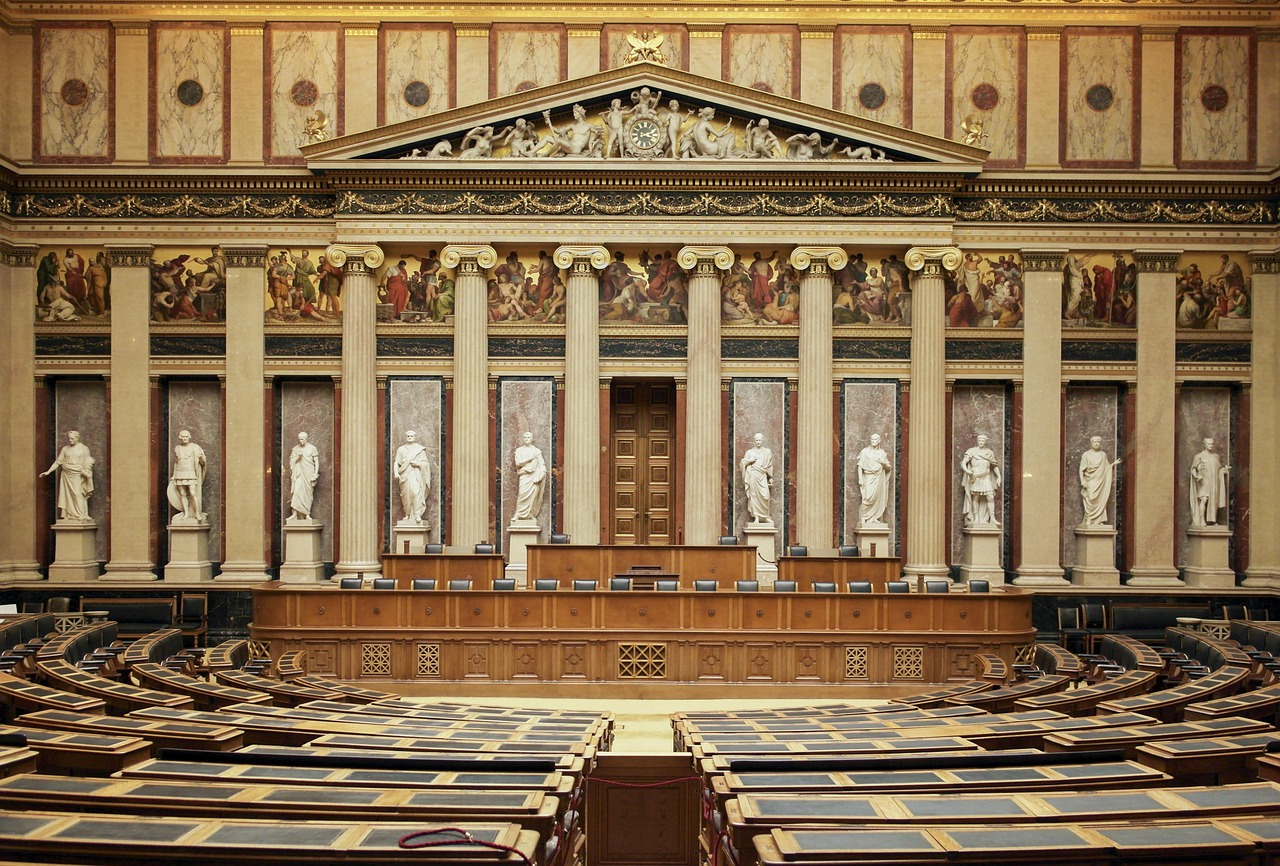 RN, Lega, PVV, Vlaams Belang : quarante ans de programmes économiques au crible
